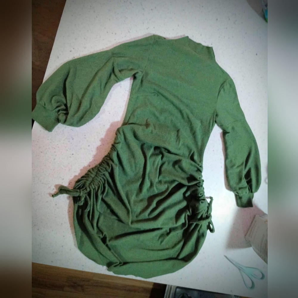 Green Long Sleeve Ruched Dress
